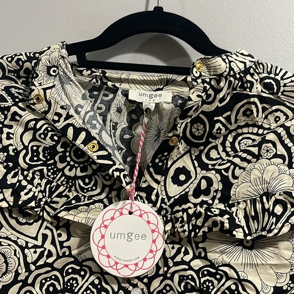Umgee Floral Black and Cream Women's Top NWT SM - Picture 6 of 12